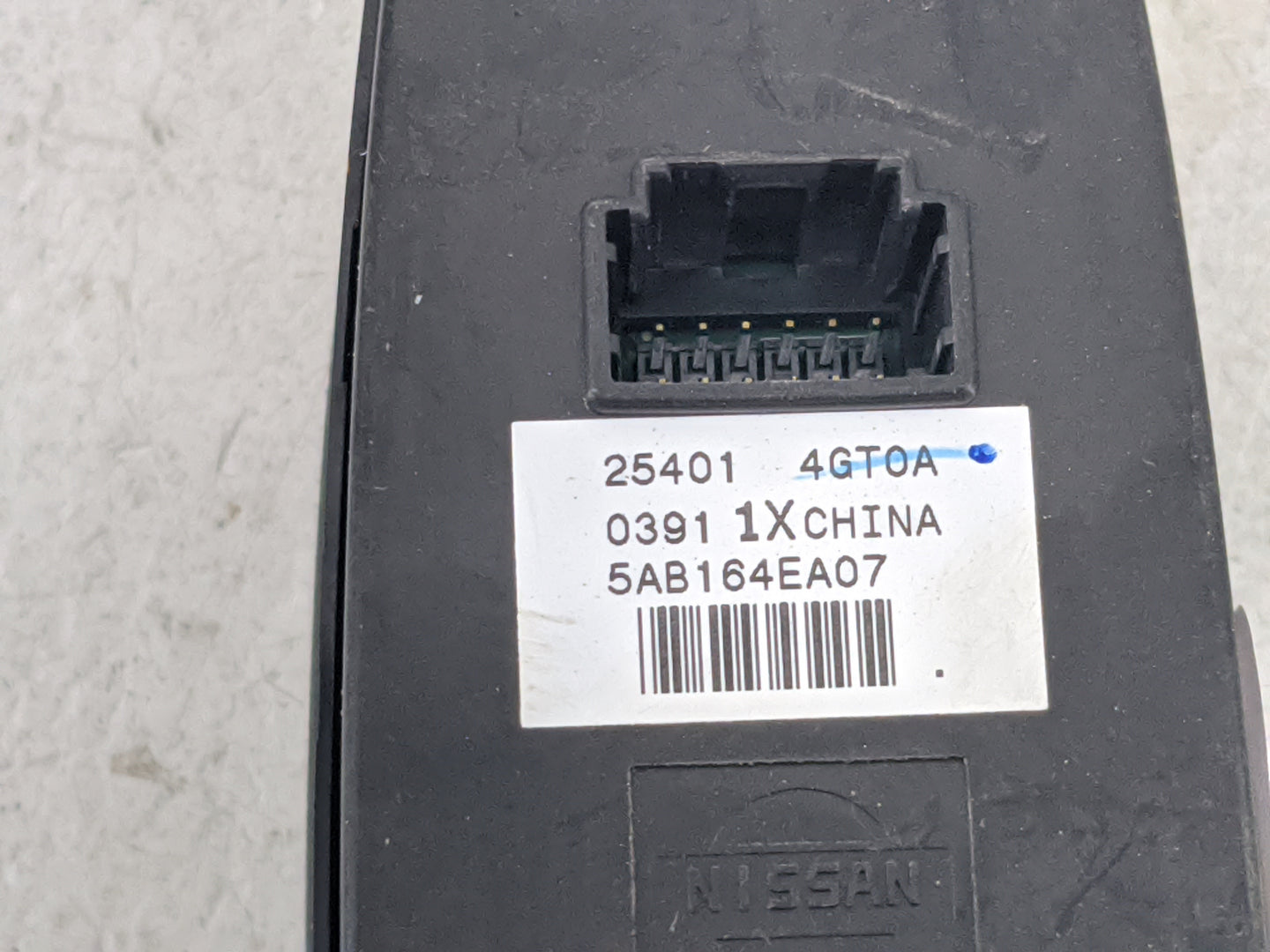 2021 Infiniti Q50 Master Power Window Switch Replacement Driver Side Left P/N:25401 4GT0A Fits OEM Used Auto Parts - Oemused