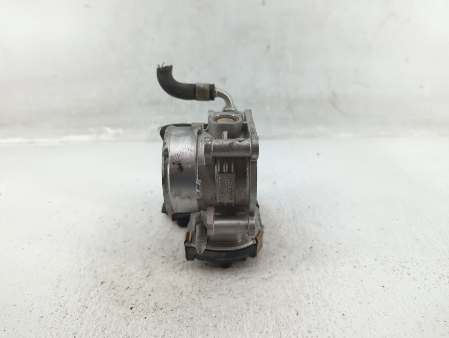 2016-2020 Infiniti Q50 Throttle Body P/N:RME60-52 0304 RME60-52 Fits Fits 2016 2017 2018 2019 2020 OEM Used Auto Parts - Oem