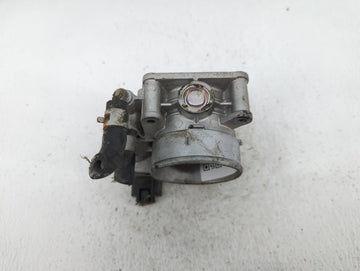 2016-2020 Infiniti Q50 Throttle Body P/N:RME60-52 8X09 RME60-52 Fits Fits 2016 2017 2018 2019 2020 OEM Used Auto Parts