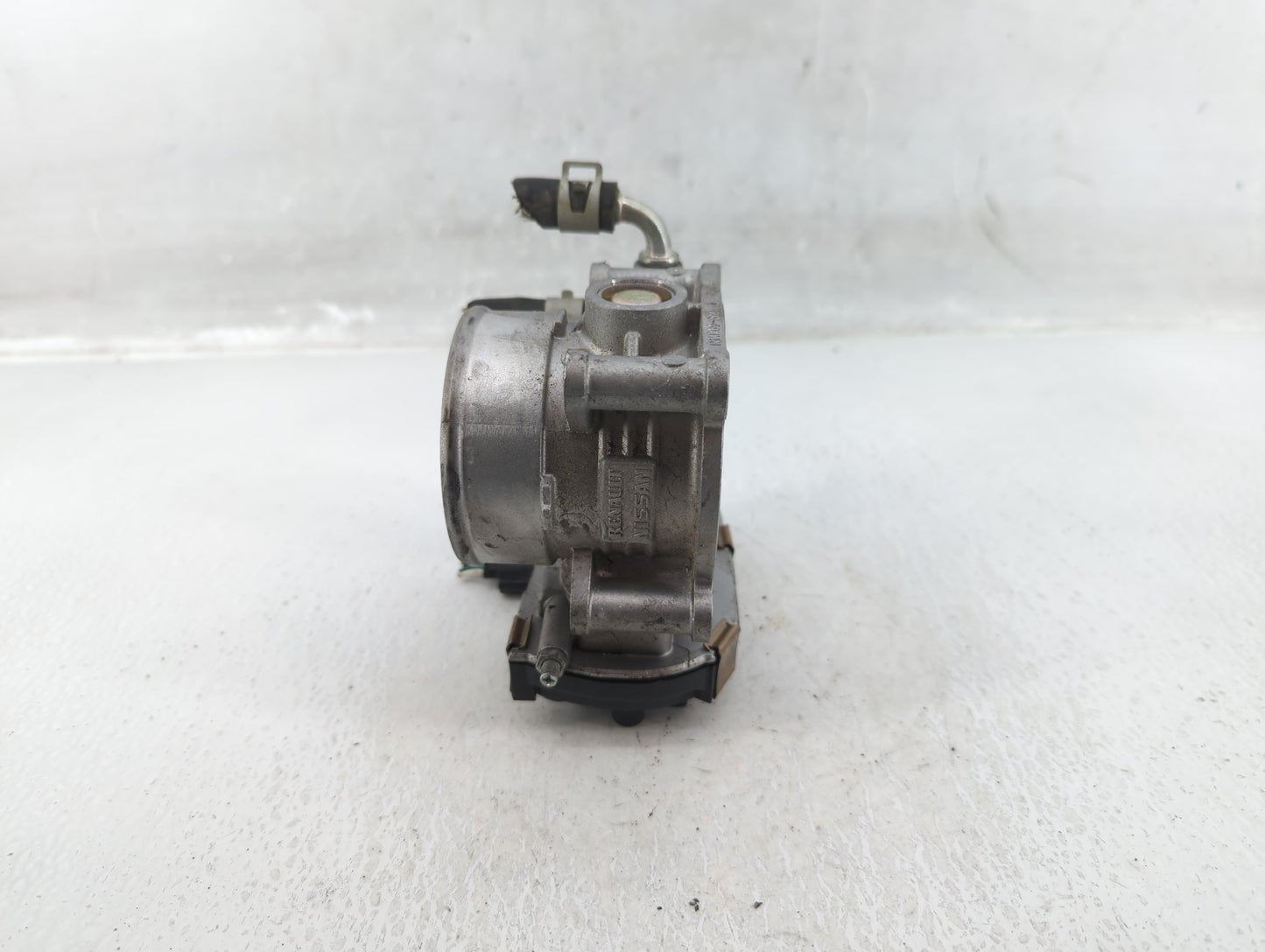 2016-2020 Infiniti Q50 Throttle Body P/N:0304 RME60-52 Fits Fits 2016 2017 2018 2019 2020 OEM Used Auto Parts - Oemusedautop