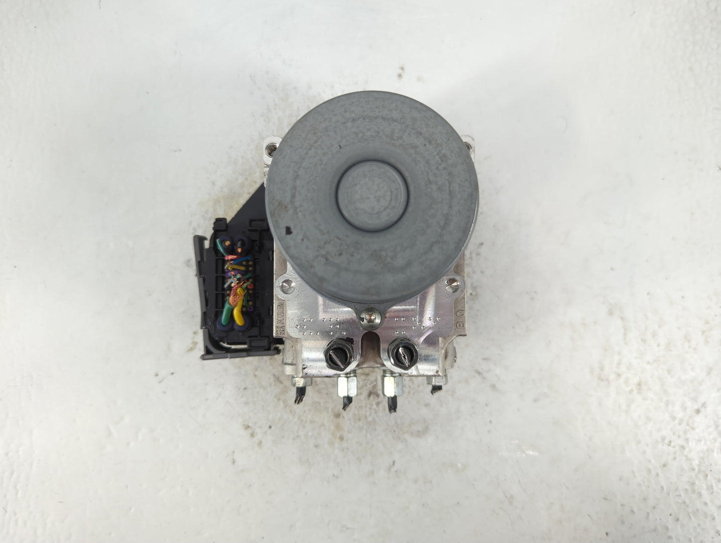 2020 Infiniti Q50 ABS Pump Control Module Replacement P/N:47660 6HA1A Fits OEM Used Auto Parts - Oemusedautoparts1.com