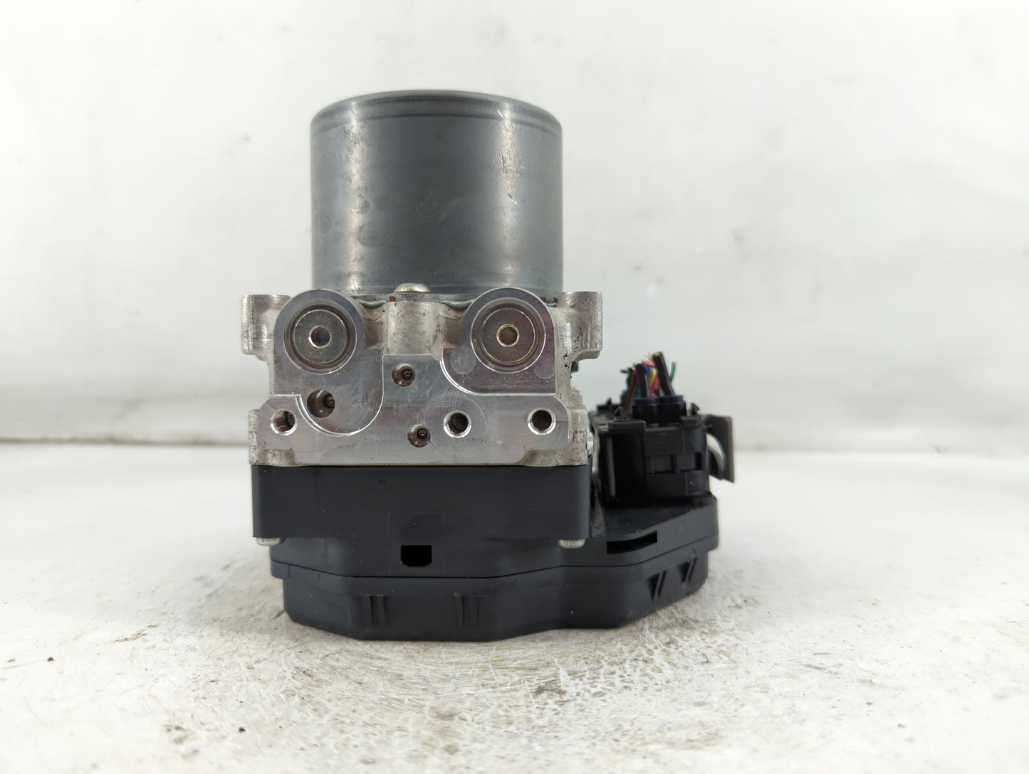 2020 Infiniti Q50 ABS Pump Control Module Replacement P/N:47660 6HA1A Fits OEM Used Auto Parts - Oemusedautoparts1.com
