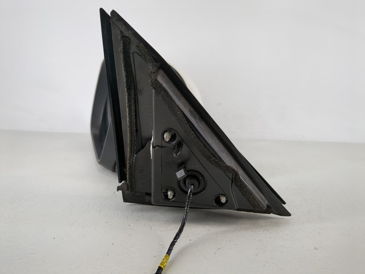 2019-2020 Infiniti Qx50 Driver Side View Mirror - Left Door Mirror OEM Used - Oemusedautoparts1.com