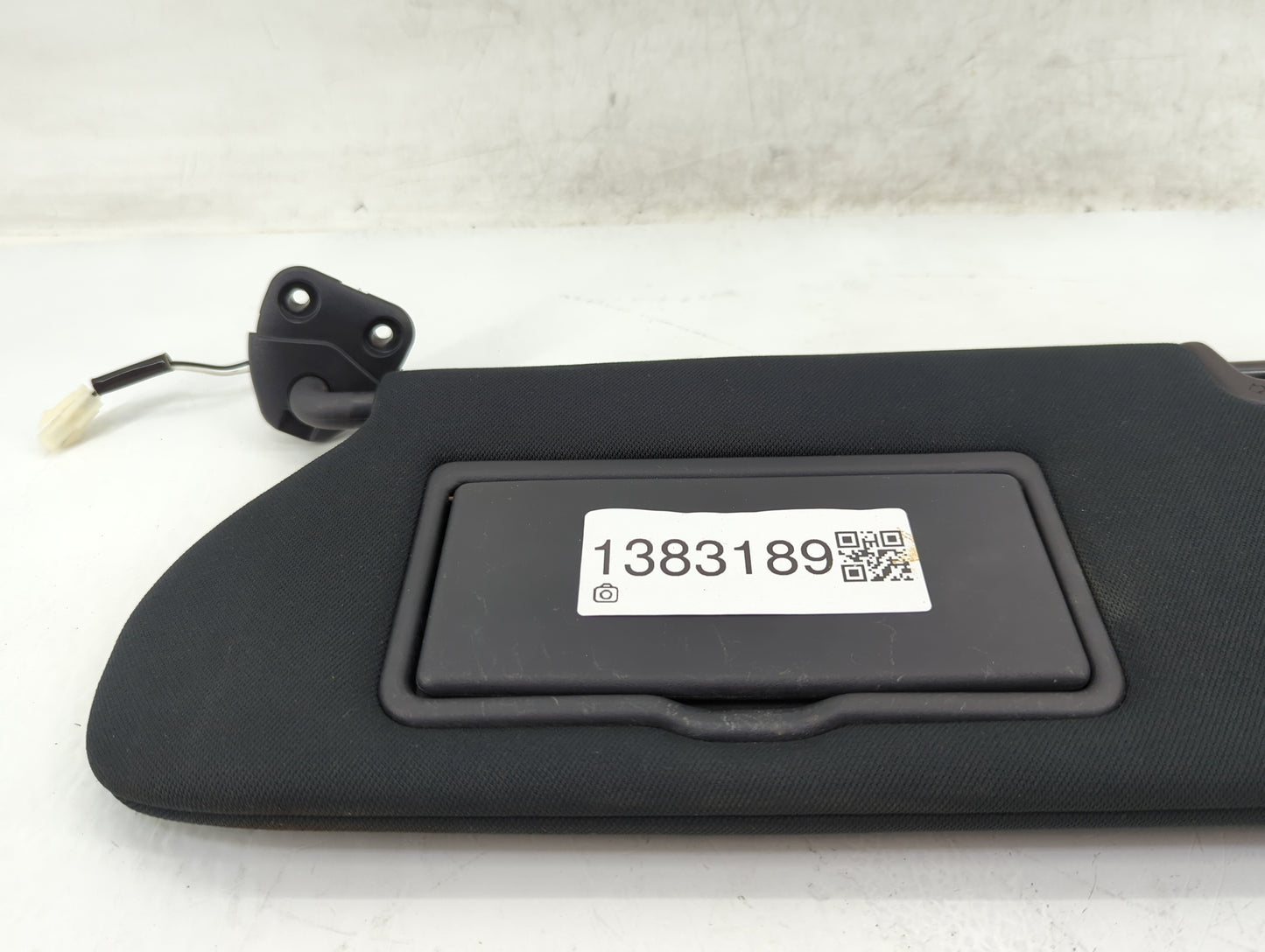 2019-2020 Infiniti Qx50 Sun Visor Shade Replacement Passenger Right Mirror Fits Fits 2019 2020 OEM Used Auto Parts - Oemused