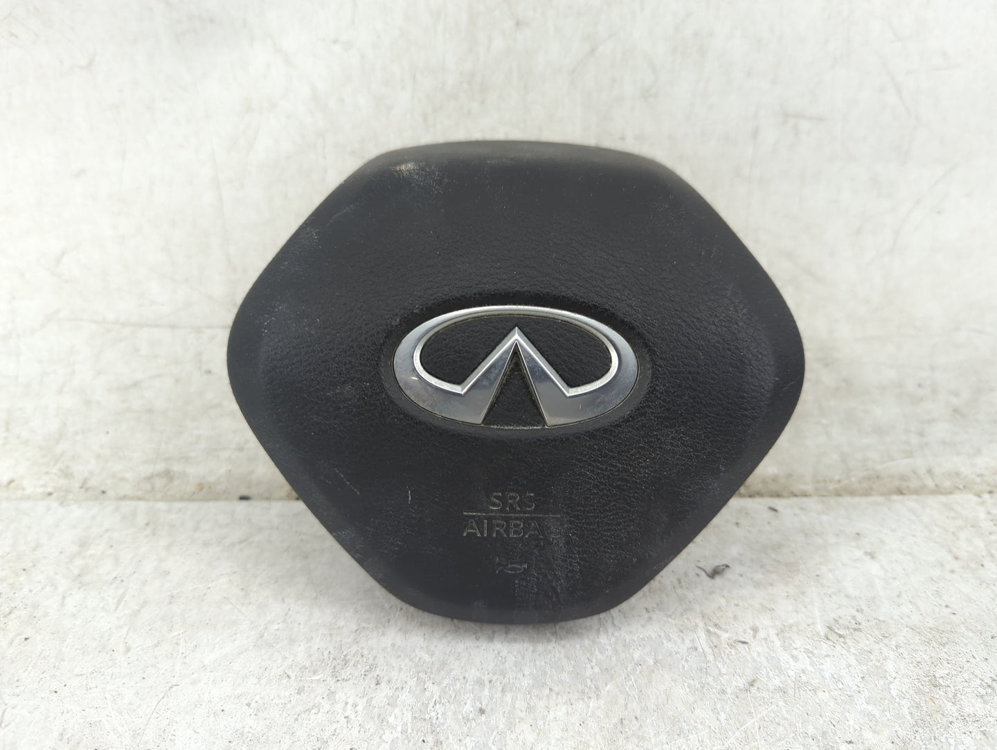 2021 Infiniti Qx50 Air Bag Driver Left Steering Wheel Mounted Black - Oemusedautoparts1.com