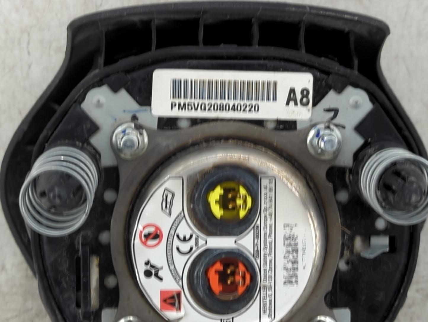 2021 Infiniti Qx50 Air Bag Driver Left Steering Wheel Mounted Black - Oemusedautoparts1.com