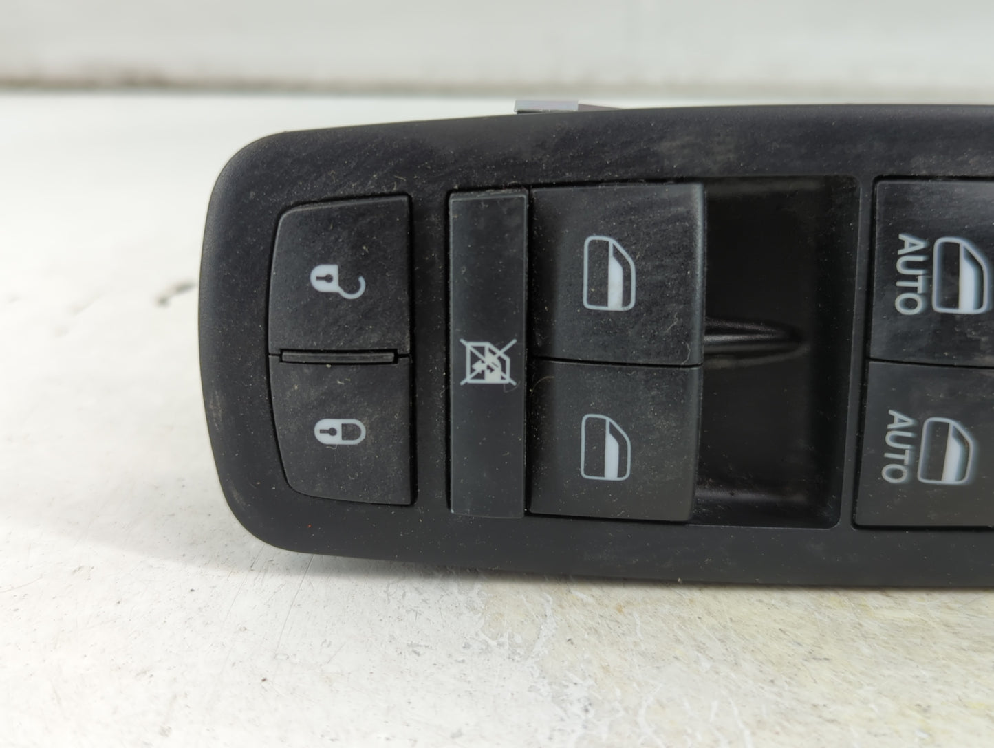 2017-2022 Jeep Cherokee Master Power Window Switch Replacement Driver Side Left P/N:68319802AA Fits OEM Used Auto Parts - Oe