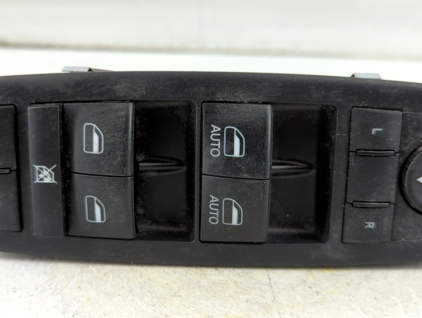 2017-2022 Jeep Cherokee Master Power Window Switch Replacement Driver Side Left P/N:68319802AA Fits OEM Used Auto Parts - Oe
