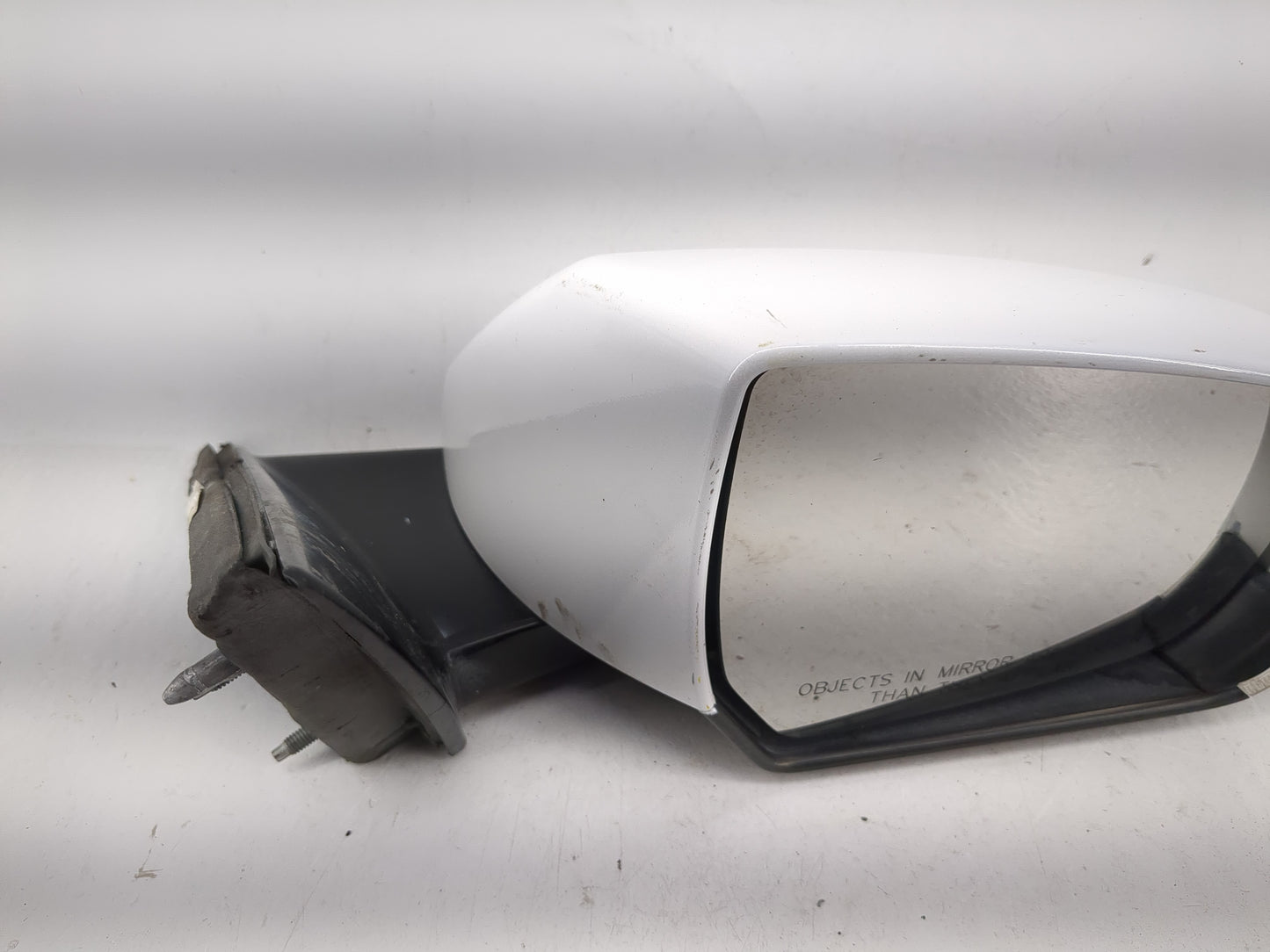 2014-2021 Jeep Cherokee Passenger Side View Mirror - Right Door Mirror OEM Used - Oemusedautoparts1.com