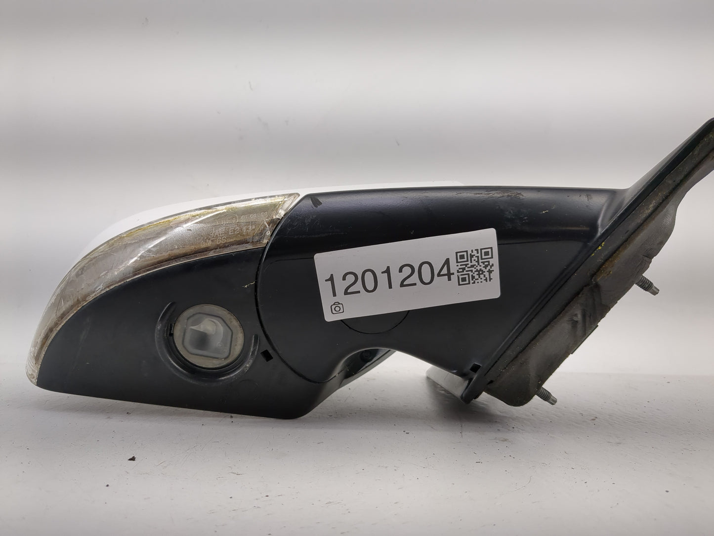 2014-2021 Jeep Cherokee Passenger Side View Mirror - Right Door Mirror OEM Used - Oemusedautoparts1.com