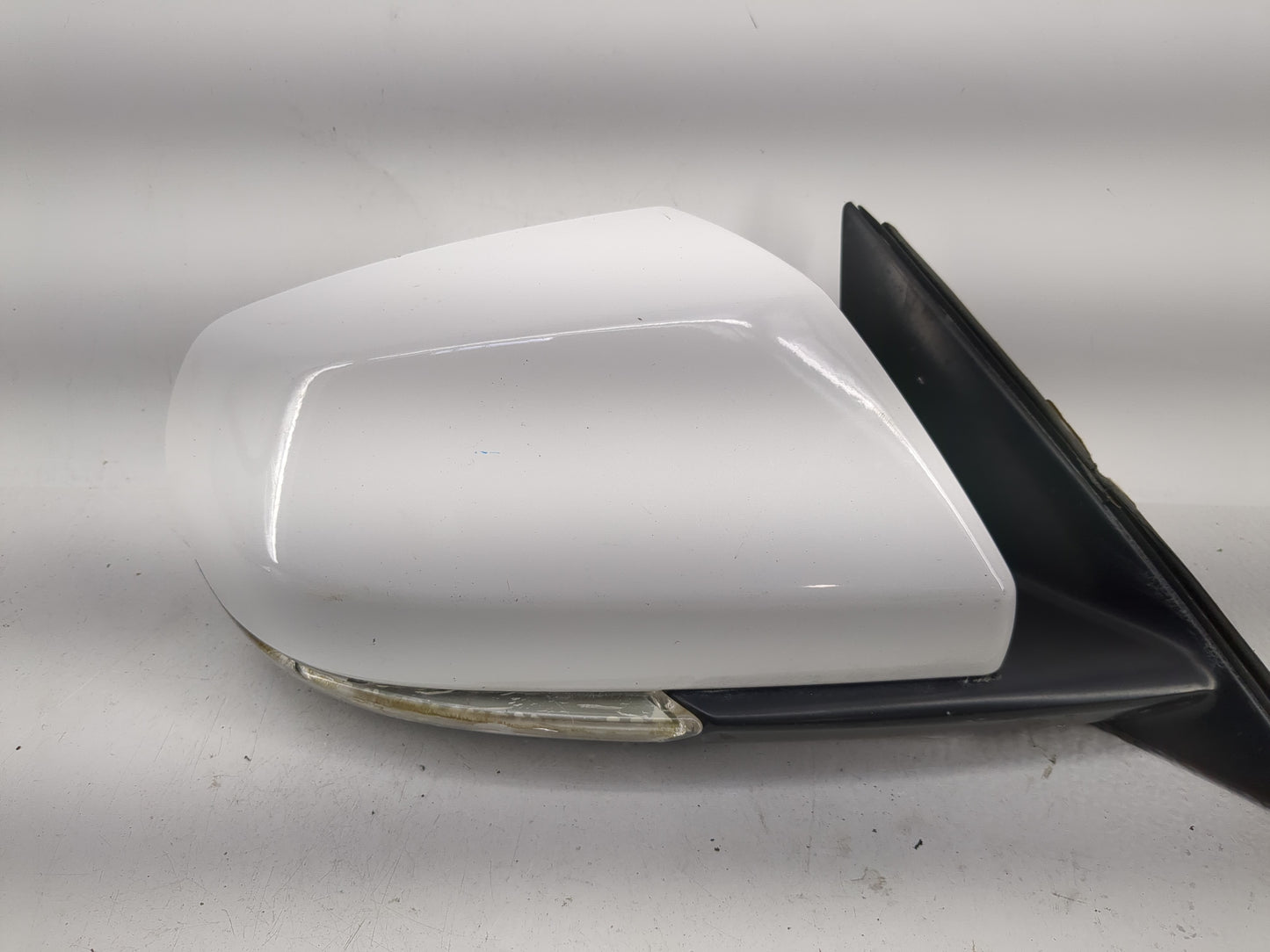 2014-2021 Jeep Cherokee Passenger Side View Mirror - Right Door Mirror OEM Used - Oemusedautoparts1.com