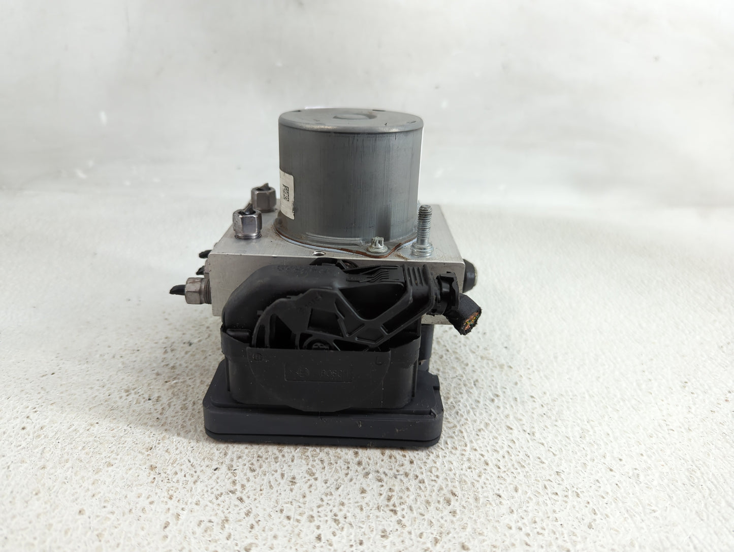 2021-2022 Jeep Cherokee ABS Pump Control Module Replacement P/N:P68477674AB Fits Fits 2021 2022 OEM Used Auto Parts - Oemuse