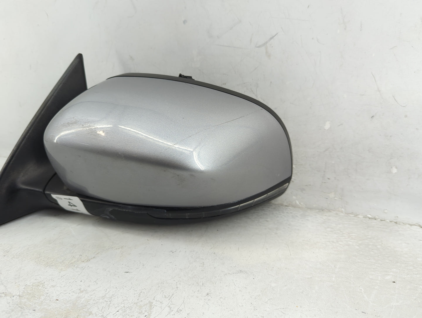 2014-2021 Jeep Cherokee Driver Side View Mirror - Left Door Mirror OEM Used - Oemusedautoparts1.com