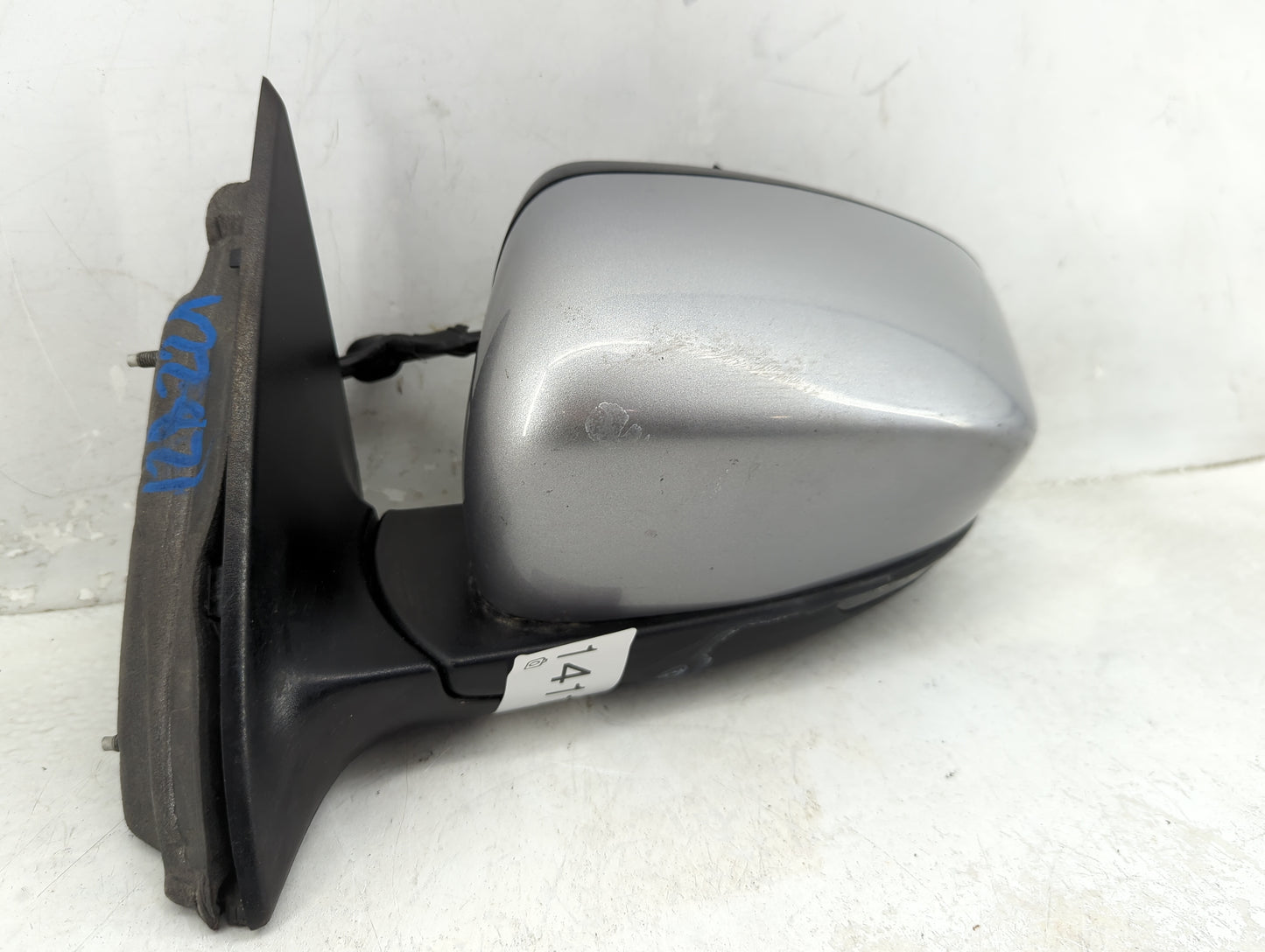 2014-2021 Jeep Cherokee Driver Side View Mirror - Left Door Mirror OEM Used - Oemusedautoparts1.com