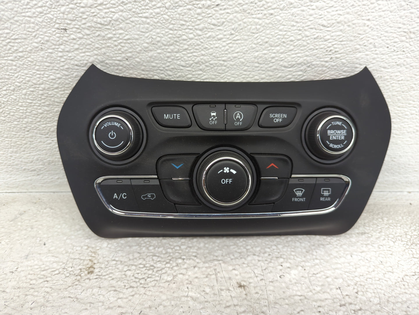 2019-2022 Jeep Cherokee Climate Control Module Temperature AC/Heater Replacement P/N:68285938AB 68285938AF Fits OEM Used Aut