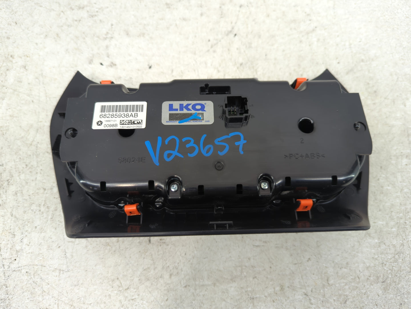 2019-2022 Jeep Cherokee Climate Control Module Temperature AC/Heater Replacement P/N:68285938AB 68285938AF Fits OEM Used Aut