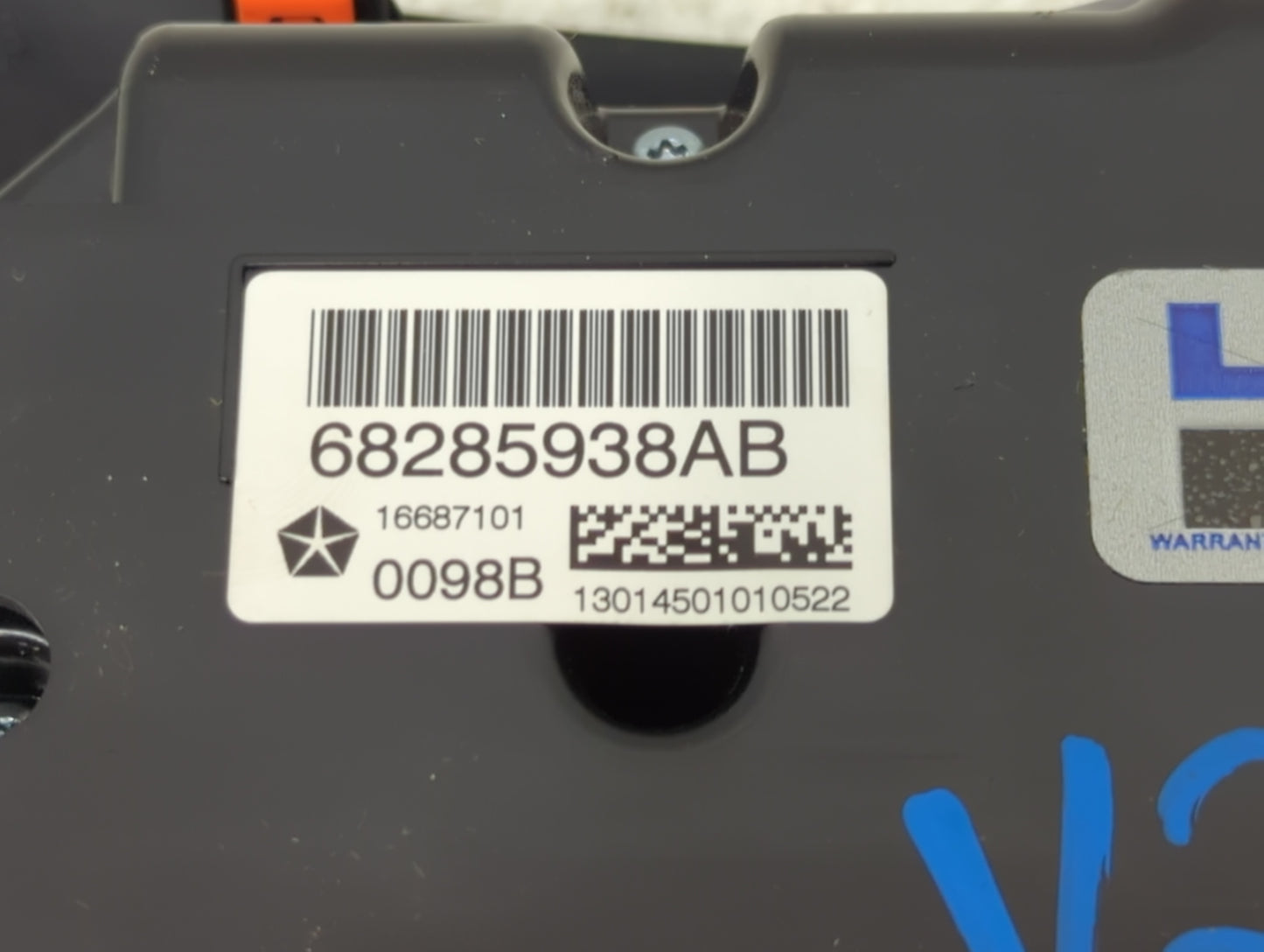 2019-2022 Jeep Cherokee Climate Control Module Temperature AC/Heater Replacement P/N:68285938AB 68285938AF Fits OEM Used Aut