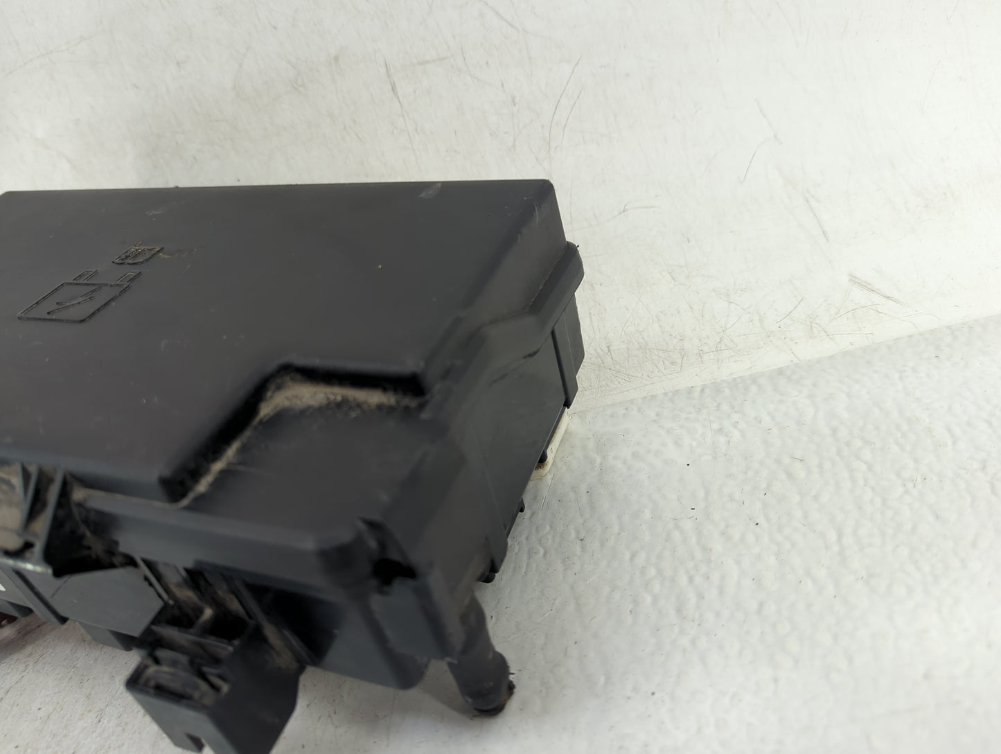 2021 Jeep Cherokee Fusebox Fuse Box Panel Relay Module P/N:68425203AB Fits OEM Used Auto Parts - Oemusedautoparts1.com
