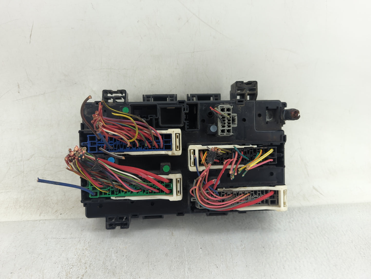 2021 Jeep Cherokee Fusebox Fuse Box Panel Relay Module P/N:68425203AB Fits OEM Used Auto Parts - Oemusedautoparts1.com