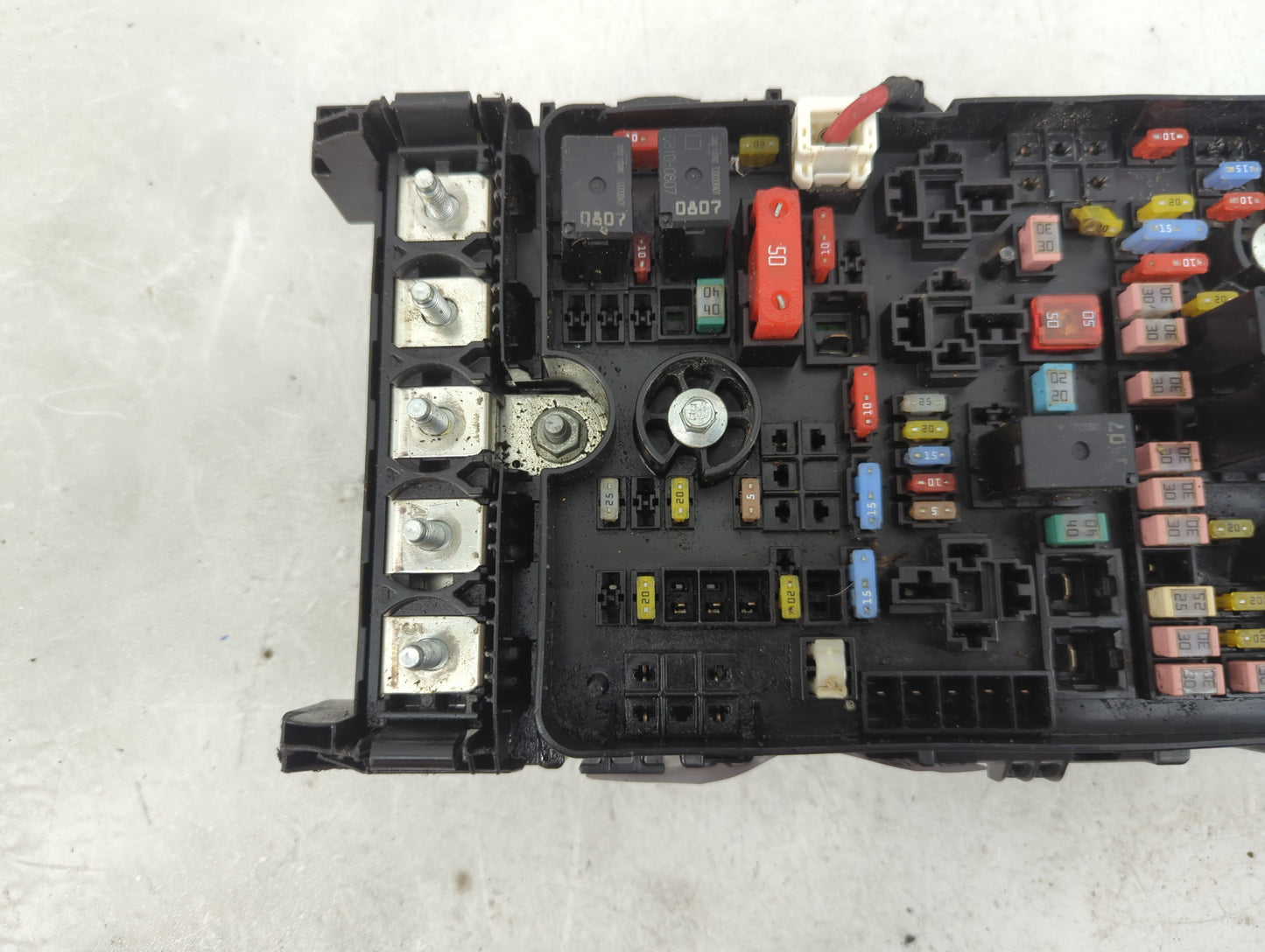 2019-2022 Jeep Cherokee Chassis Control Module Ccm Bcm Body Control - Oemusedautoparts1.com