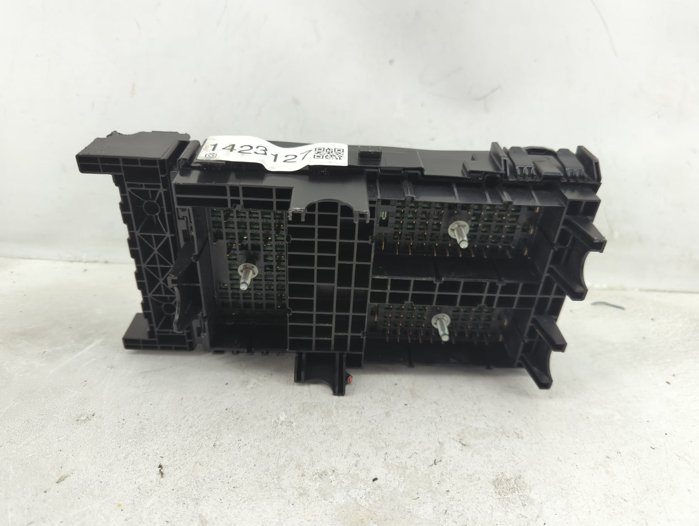 2019-2022 Jeep Cherokee Chassis Control Module Ccm Bcm Body Control - Oemusedautoparts1.com