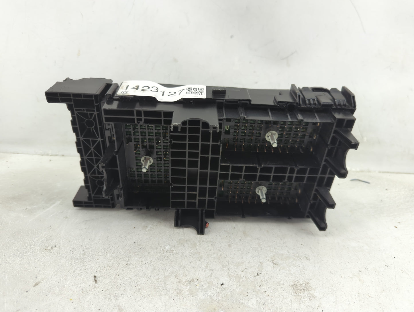 2019-2022 Jeep Cherokee Chassis Control Module Ccm Bcm Body Control - Oemusedautoparts1.com