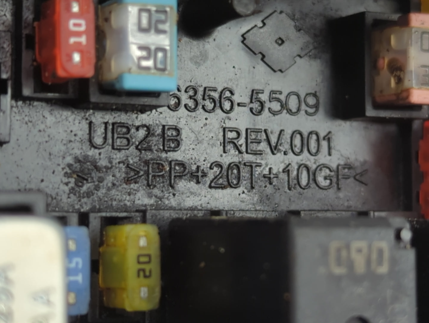 2019-2022 Jeep Cherokee Chassis Control Module Ccm Bcm Body Control - Oemusedautoparts1.com