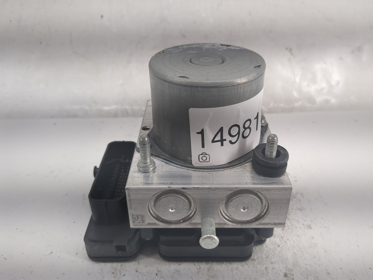 2021-2022 Jeep Cherokee ABS Pump Control Module Replacement P/N:P68477674AB 68477674AB, 5263100 Fits Fits 2021 2022 OEM Used