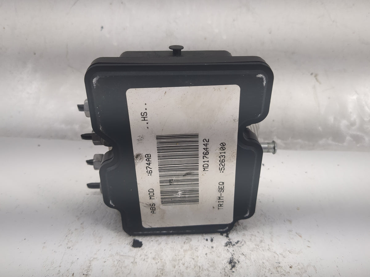 2021-2022 Jeep Cherokee ABS Pump Control Module Replacement P/N:P68477674AB 68477674AB, 5263100 Fits Fits 2021 2022 OEM Used