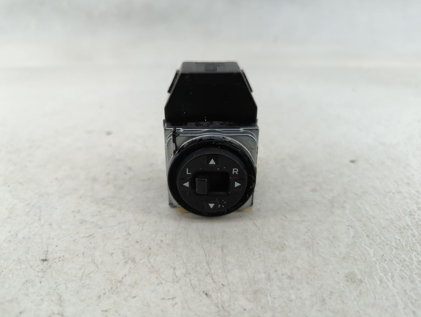 2015-2022 Jeep Cherokee Master Power Window Switch Replacement Driver Side Left P/N:68271206AB Fits OEM Used Auto Parts - Oe