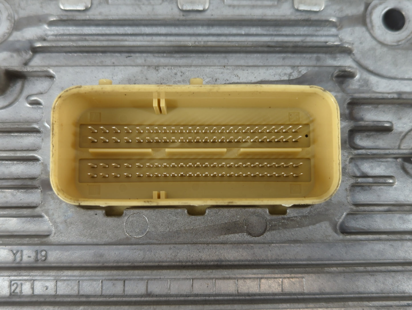 2020-2021 Jeep Cherokee PCM Engine Control Computer ECU ECM PCU OEM P/N:P68493555AD Fits Fits 2020 2021 OEM Used Auto Parts 