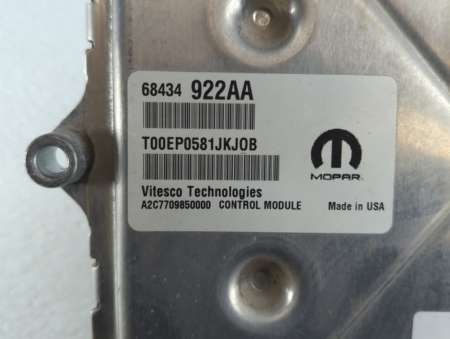 2020-2021 Jeep Cherokee PCM Engine Control Computer ECU ECM PCU OEM P/N:P68493555AD Fits Fits 2020 2021 OEM Used Auto Parts 