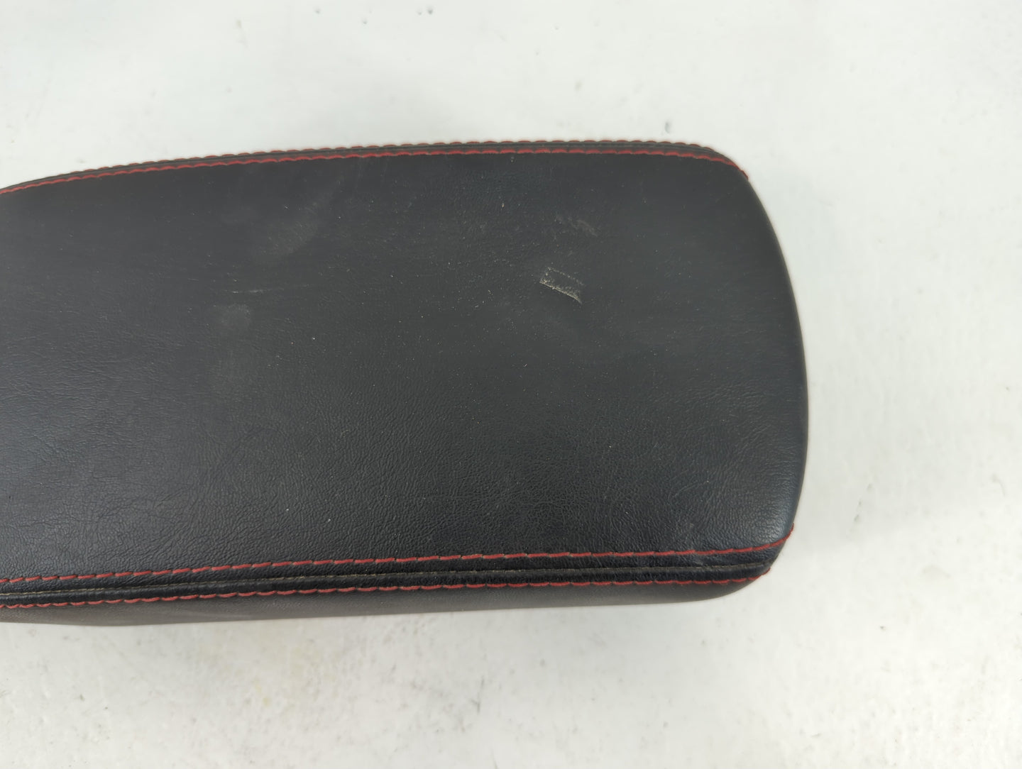 2021 Jeep Compass Center Console Armrest Cover Lid P/N:4G1AA4290 Fits OEM Used Auto Parts - Oemusedautoparts1.com