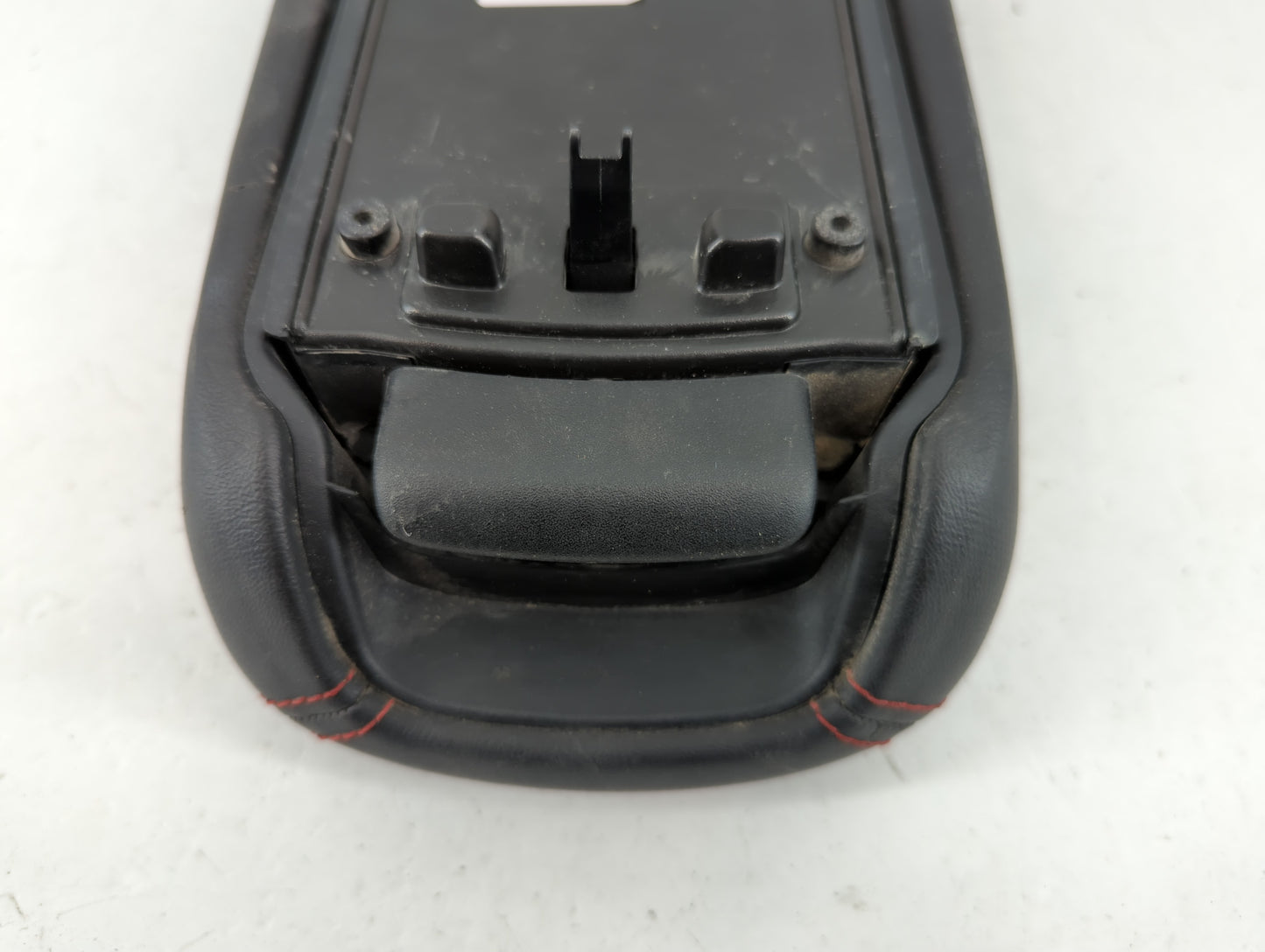 2021 Jeep Compass Center Console Armrest Cover Lid P/N:4G1AA4290 Fits OEM Used Auto Parts - Oemusedautoparts1.com