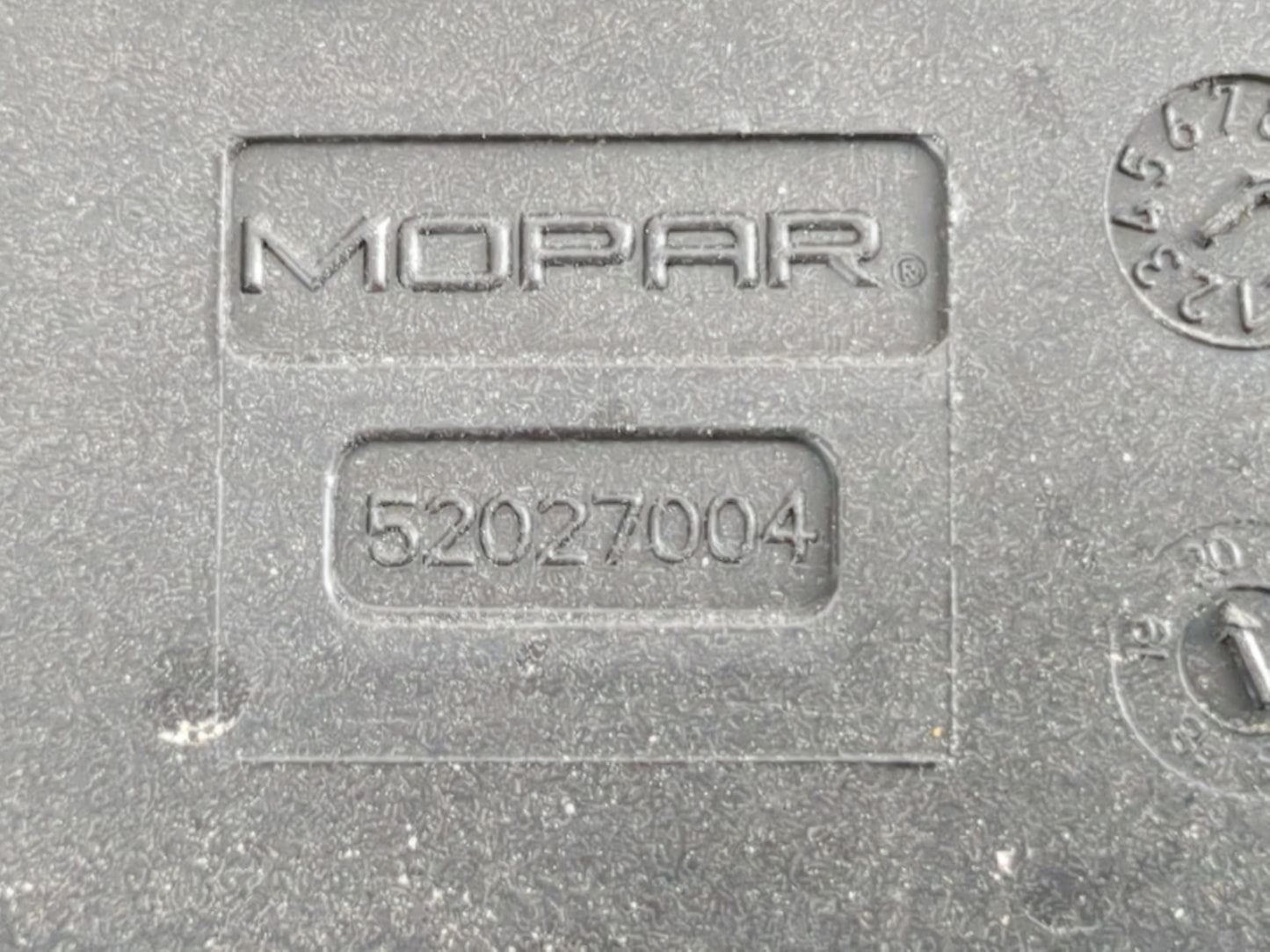 2021 Jeep Compass Fusebox Fuse Box Panel Relay Module P/N:52027004 Fits OEM Used Auto Parts - Oemusedautoparts1.com