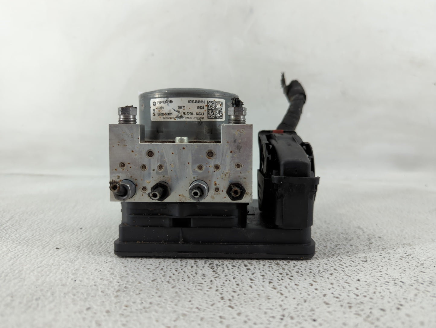 2021 Jeep Compass ABS Pump Control Module Replacement P/N:P68485883AB Fits OEM Used Auto Parts - Oemusedautoparts1.com