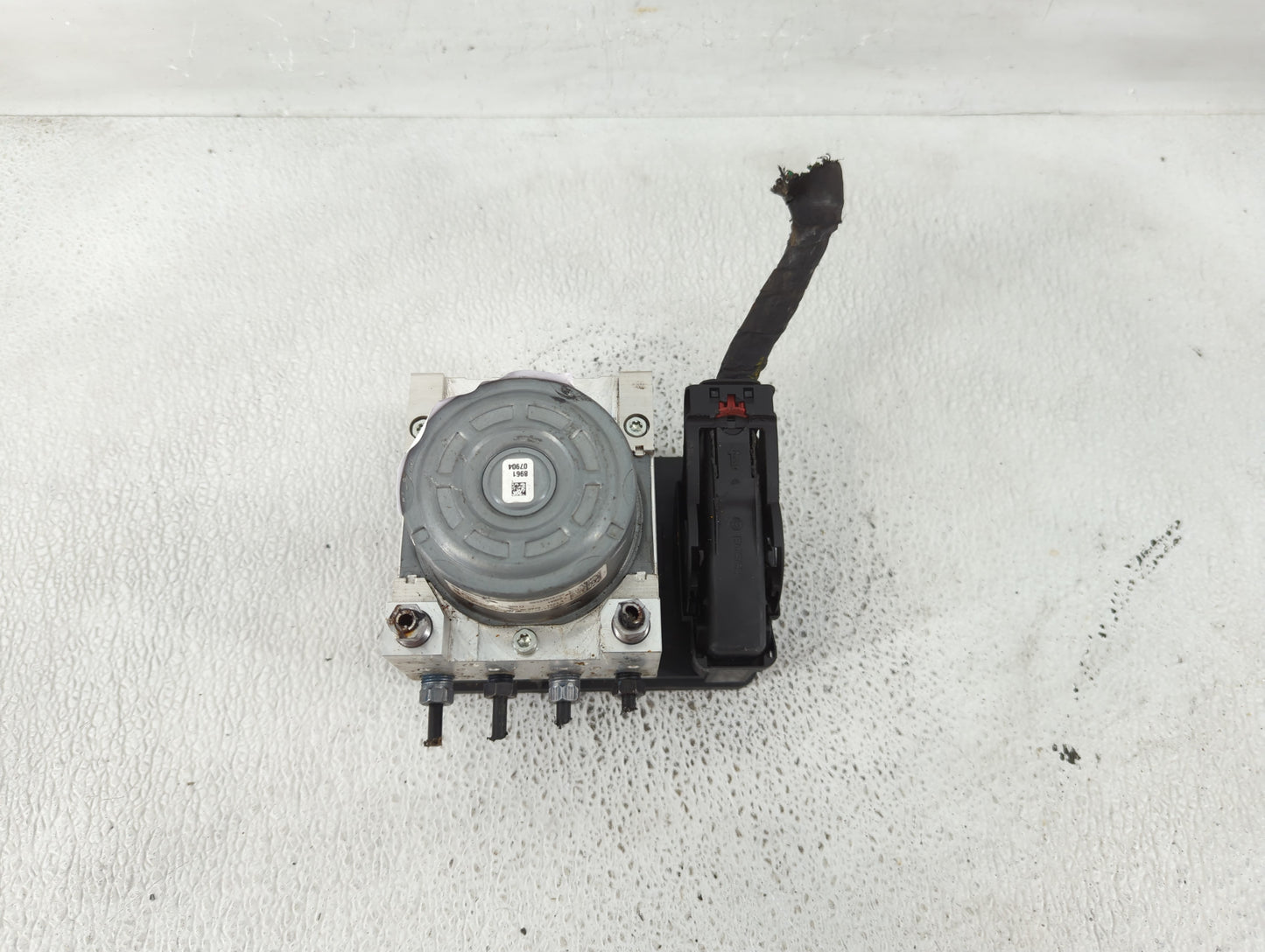 2021 Jeep Compass ABS Pump Control Module Replacement P/N:P68485883AB Fits OEM Used Auto Parts - Oemusedautoparts1.com