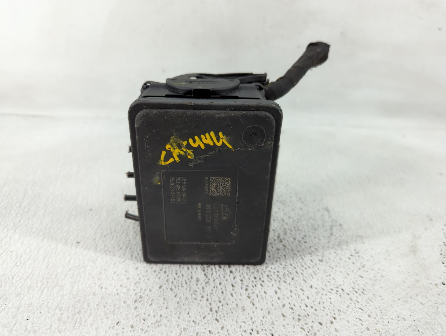 2021 Jeep Compass ABS Pump Control Module Replacement P/N:P68485883AB Fits OEM Used Auto Parts - Oemusedautoparts1.com