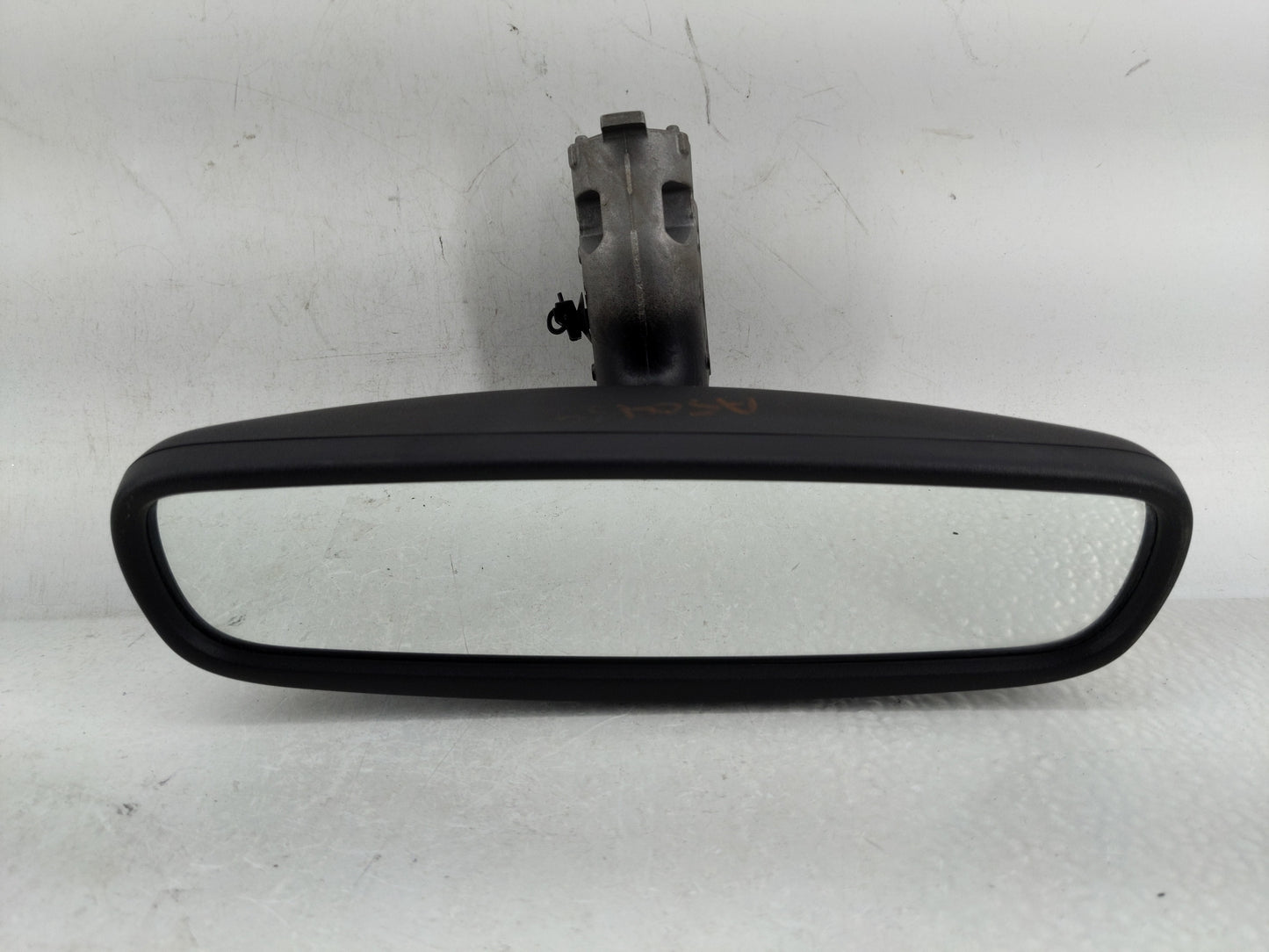 2021 Jeep Compass Interior Rear View Mirror Replacement OEM P/N:E11048418 Fits OEM Used Auto Parts - Oemusedautoparts1.com