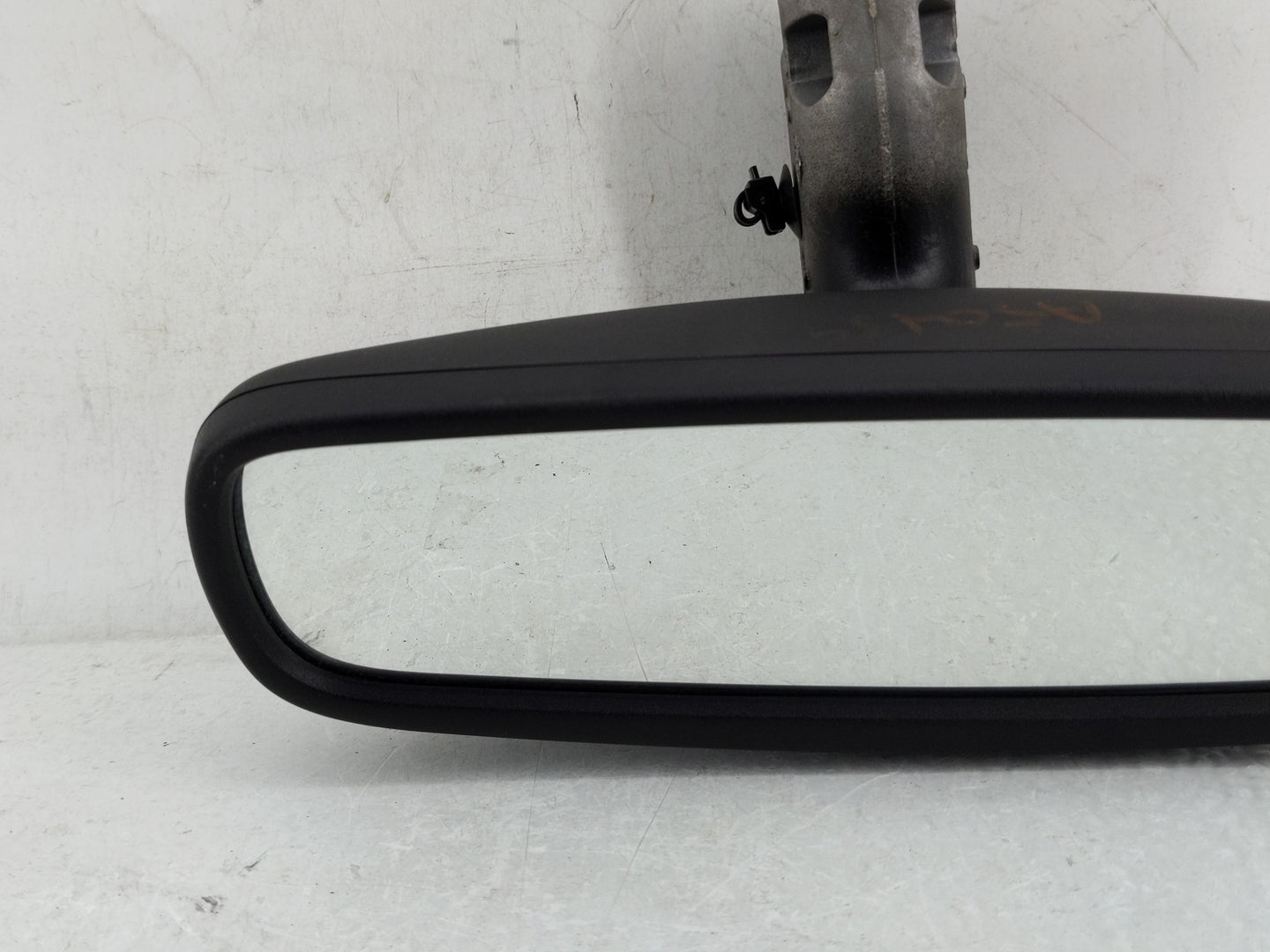 2021 Jeep Compass Interior Rear View Mirror Replacement OEM P/N:E11048418 Fits OEM Used Auto Parts - Oemusedautoparts1.com