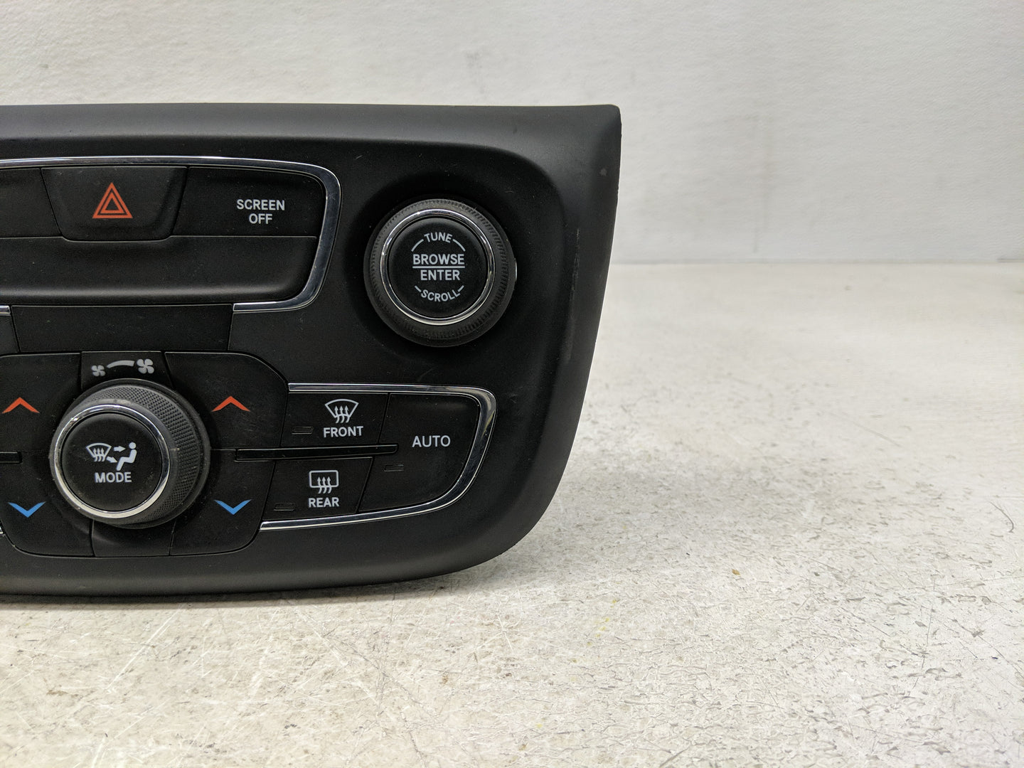 2021 Jeep Compass Climate Control Module Temperature AC/Heater Replacement P/N:MX237050-2933 Fits OEM Used Auto Parts - Oemu