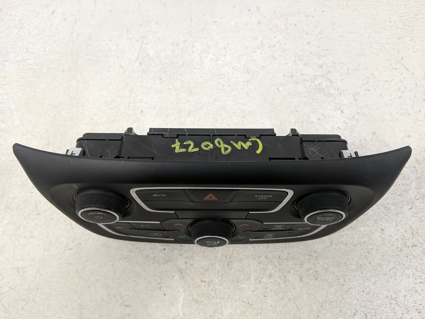 2021 Jeep Compass Climate Control Module Temperature AC/Heater Replacement P/N:MX237050-2933 Fits OEM Used Auto Parts - Oemu