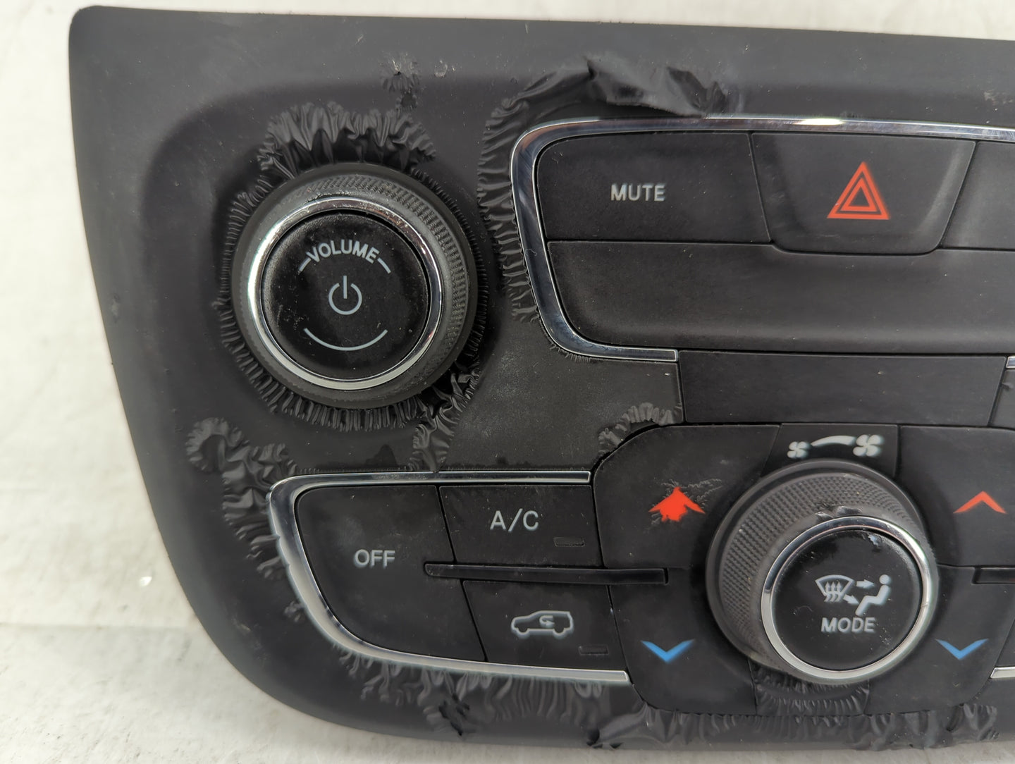 2021 Jeep Compass Climate Control Module Temperature AC/Heater Replacement P/N:P6TM13DX9AB Fits OEM Used Auto Parts - Oemuse
