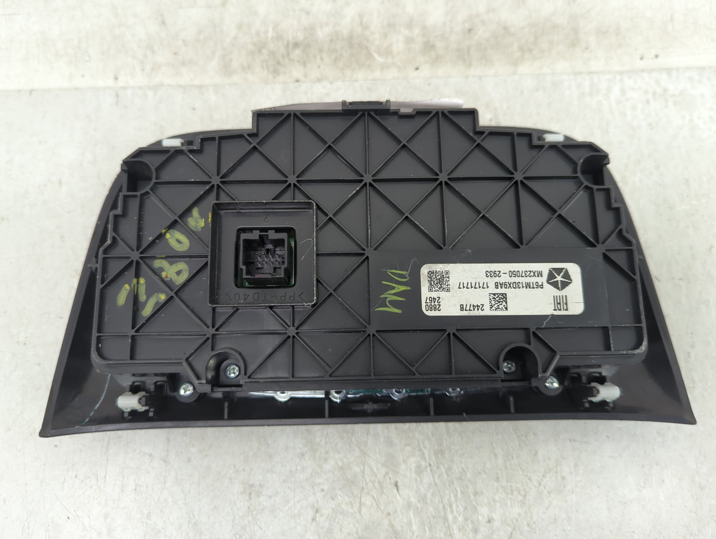 2021 Jeep Compass Climate Control Module Temperature AC/Heater Replacement P/N:P6TM13DX9AB Fits OEM Used Auto Parts - Oemuse
