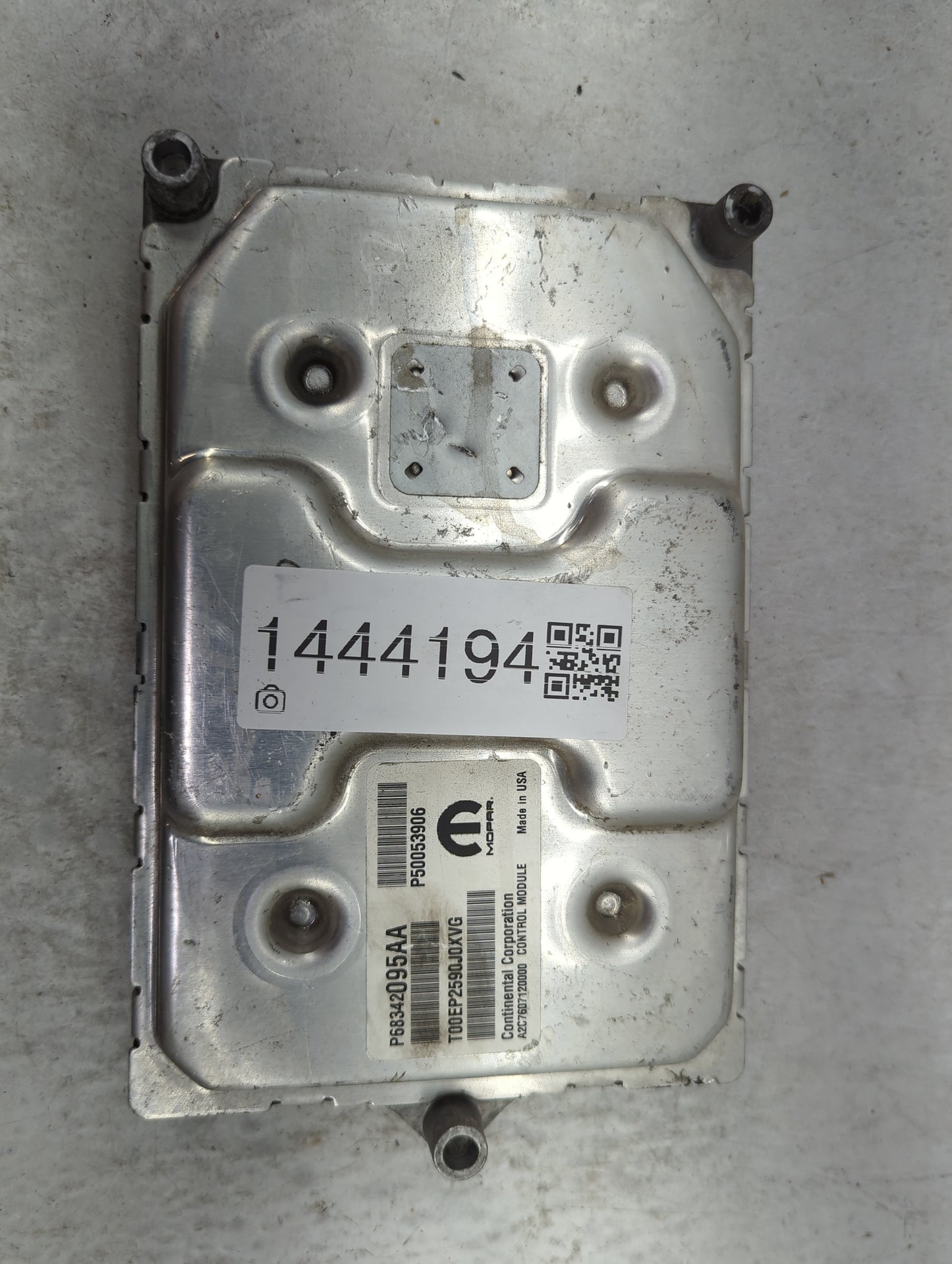 2021 Jeep Compass PCM Engine Control Computer ECU ECM PCU OEM P/N:P05188102AD P68342095AA, T00EP2590J0XVG, A2C76071200000 Fi