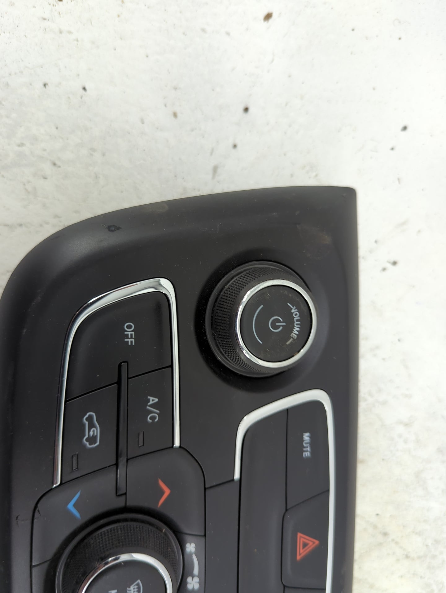 2021 Jeep Compass Climate Control Module Temperature AC/Heater Replacement P/N:P6TM13DX9AB MX237050-2933 Fits OEM Used Auto 