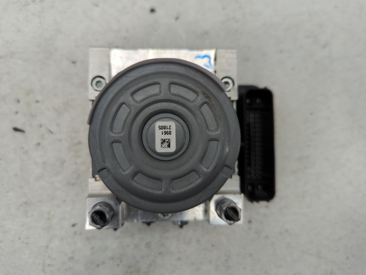 2021 Jeep Compass ABS Pump Control Module Replacement P/N:P68485883AB Fits OEM Used Auto Parts - Oemusedautoparts1.com