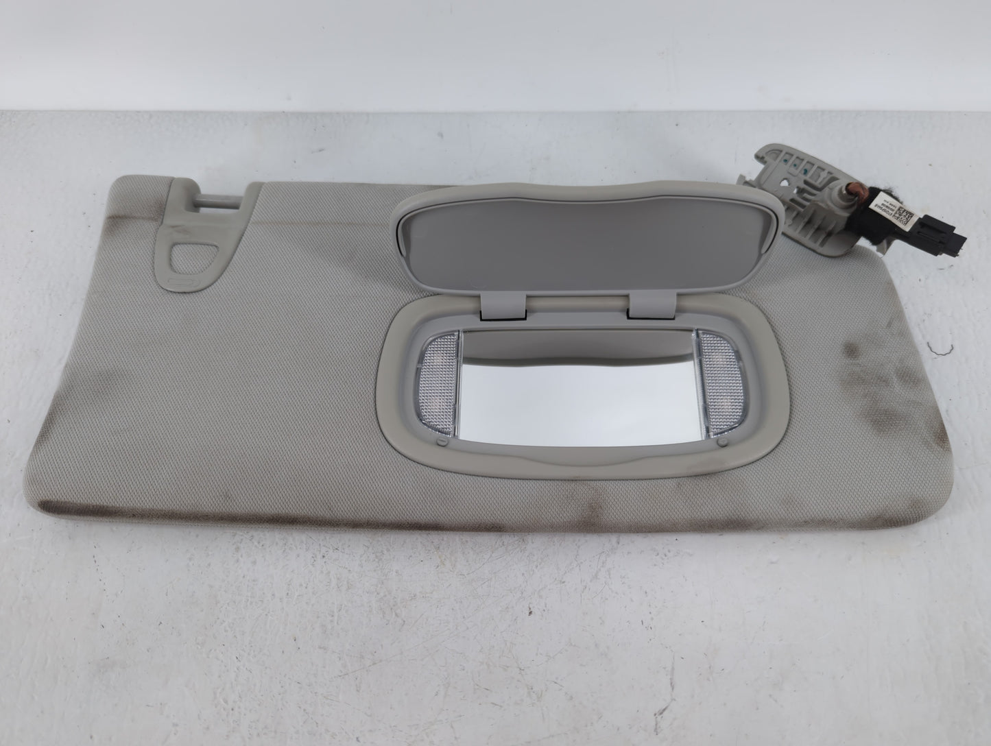 2021 Jeep Compass Sun Visor Shade Replacement Passenger Right Mirror Fits OEM Used Auto Parts - Oemusedautoparts1.com