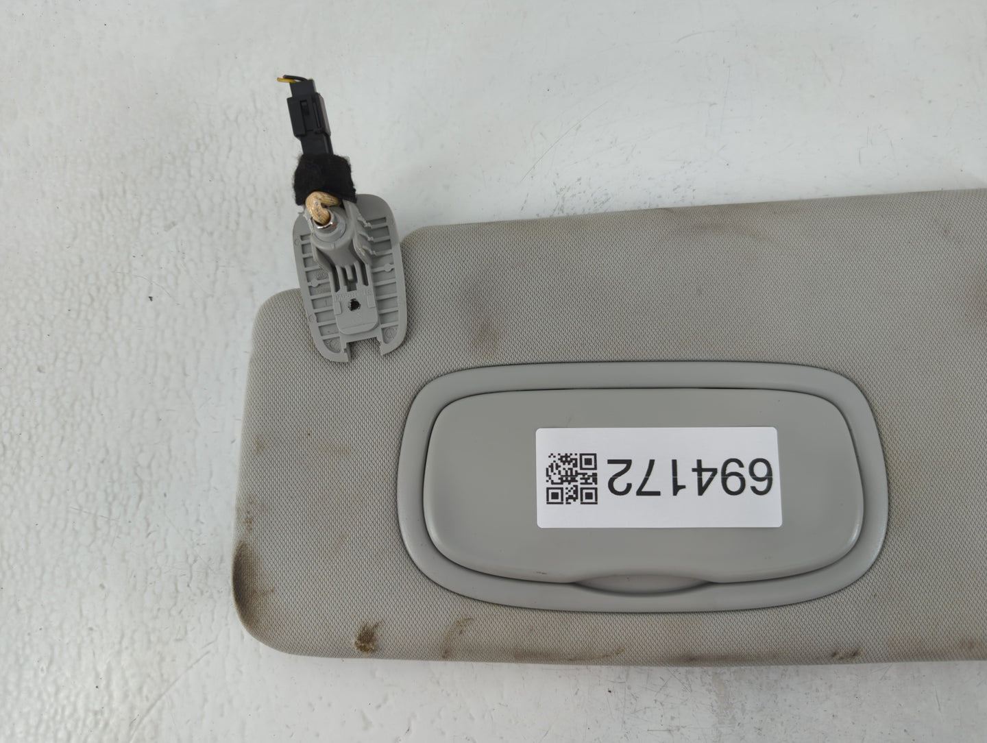 2021 Jeep Compass Sun Visor Shade Replacement Driver Left Mirror Fits OEM Used Auto Parts - Oemusedautoparts1.com