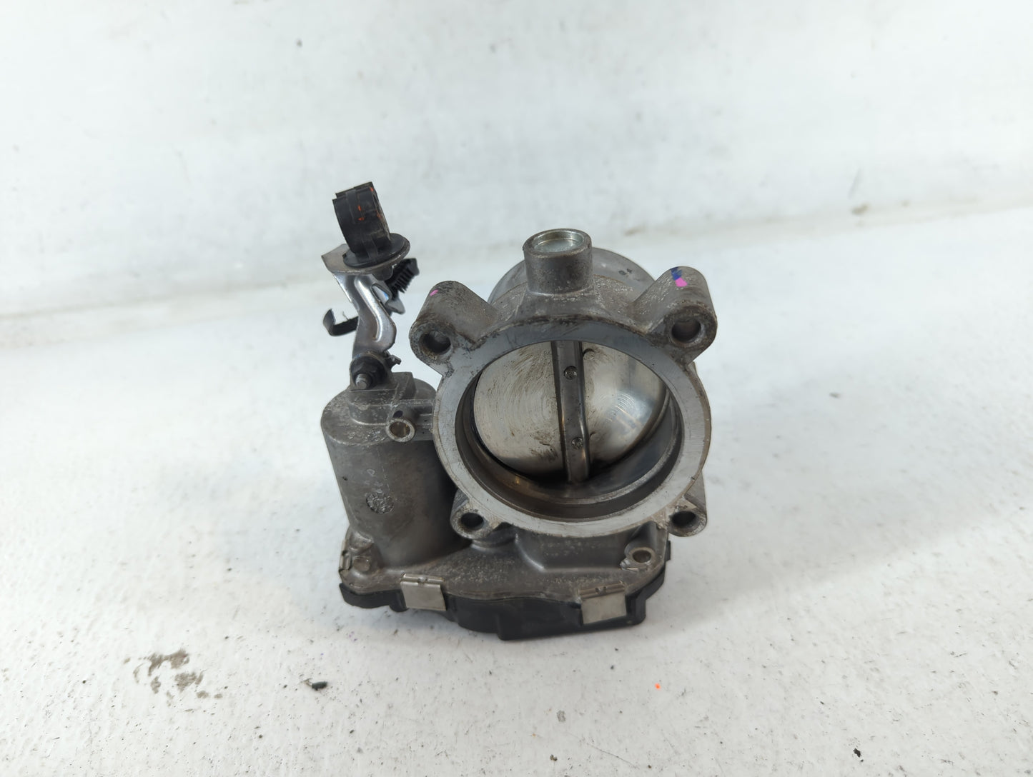 2017-2022 Jeep Compass Throttle Body P/N:04891970AC Fits Fits 2014 2015 2016 2017 2018 2019 2020 2021 2022 OEM Used Auto Par